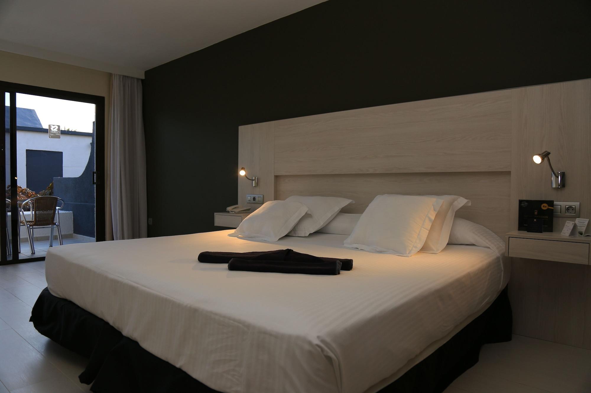 R2 Romantic Fantasia Dreams & Suites Hotel (Adults Only) Tarajalejo Exterior photo